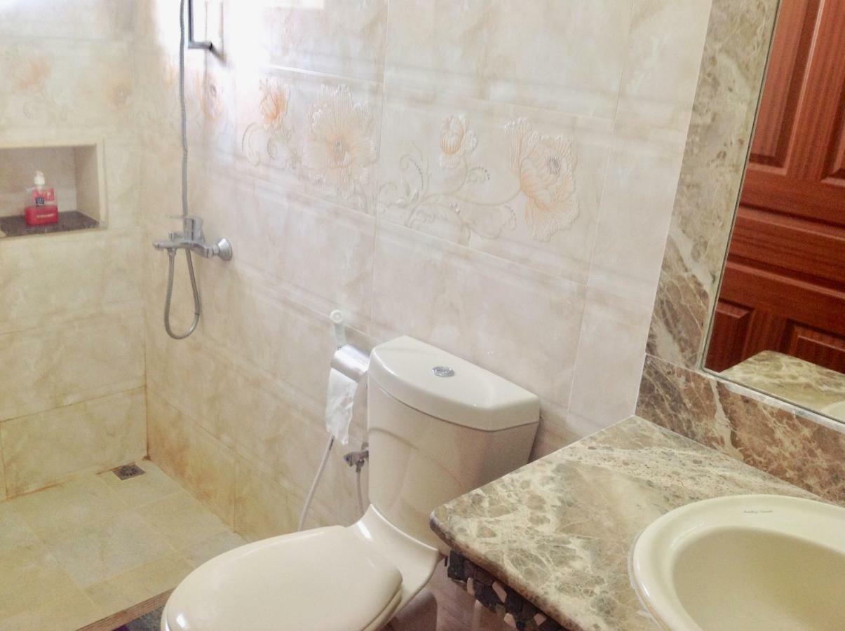 Cardamon Villa Is A 2 Bedroom With 1 Bathroom And Seperate Toilet Detached House With Ac And Swimming Pool , 5 Minutes Walk From Flic En Flac Public Beach Buitenkant foto